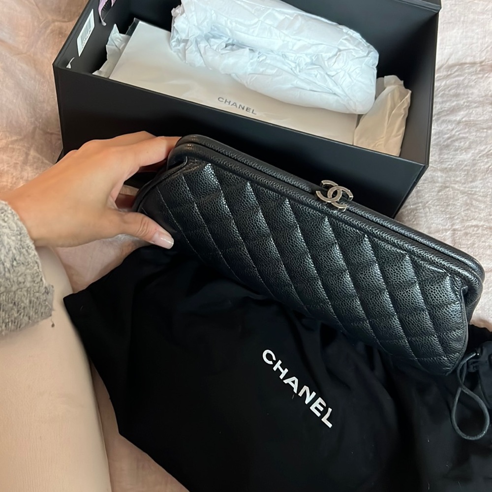 Chanel Classic Vintage Caviar CC Black Diamond Quilted Timeless Clutch brand new